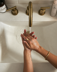 Hand Wash in gebruik — handen wassen