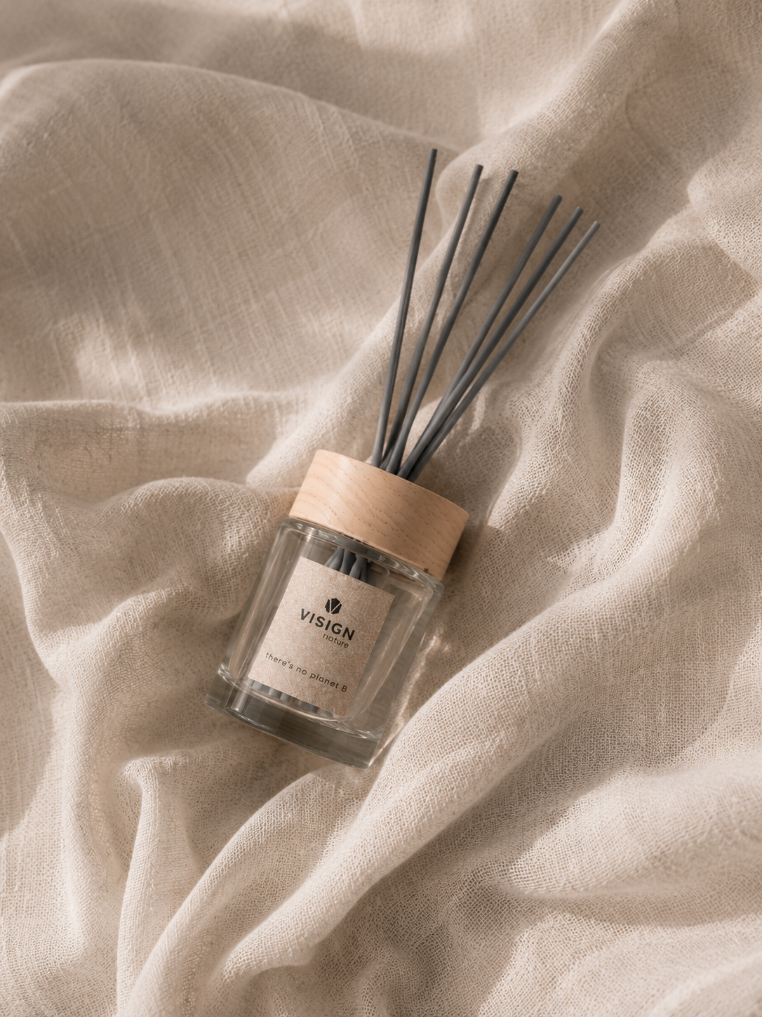 Fragrance Sticks Nature’s Best — op linnen